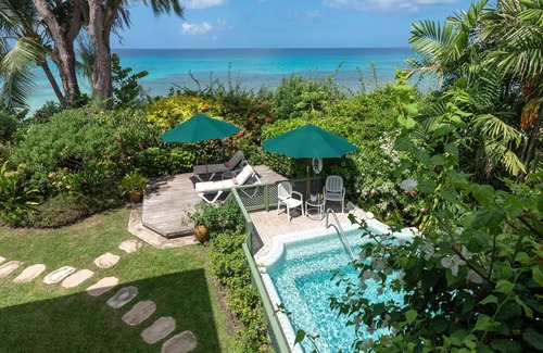 Fitts Village House | Relaxing Beachfront Home with Pool - La Paloma