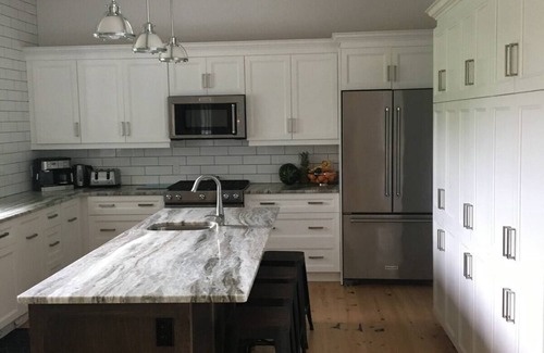 Grand Bend Cottage | Relaxing cottage on Wee Lake in Grand Bend