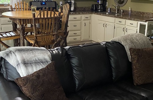 Mancelona Cottage | Relaxing escape year round!