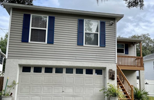 Tarpon Springs House | RELAXING GETAWAY THAT STILL FEELS LIKE HOME.