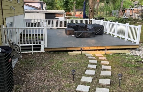 Church Street House | Relaxing Getaway w/outdoor fire pit ,Outdoor deck, game room and near Airport