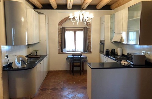 Ovest House | Relaxing historic villa greenery cyclepath to the city center lake Valpolicella