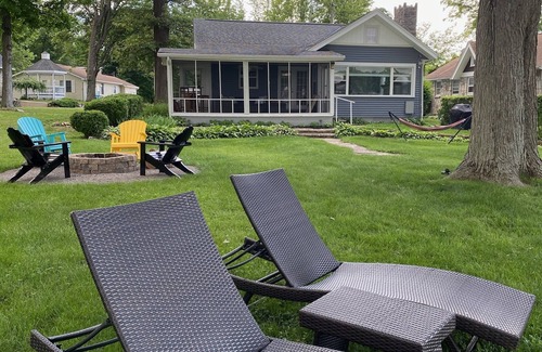 Saint Johns House | Relaxing Lakehouse Getaway - With or without the kids!