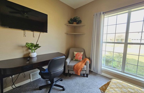 Cordova House | Relaxing & Spacious 5BR- Plus open room with beds, Retreat in Cordova