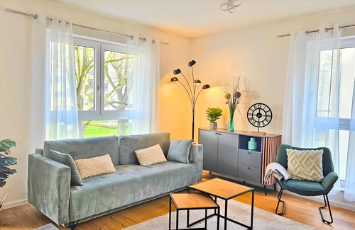 Koenigs Wusterhausen Apartment | RelaxRefugium/6 pers./Garage/2xWorkspace