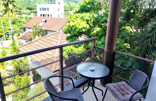 Nai Harn Apartment | Relife apartments Большая квартира с панорамным видом на горы на Най Харне