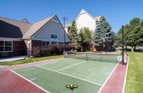 Lakewood House | Relish in an extended stay at our Lakewood, Colorado hotel