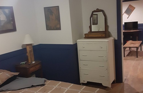 Bryan House | RELLIS area Farm Living 10 Minutes From Downtown Bryan, 15 min Kyle Field