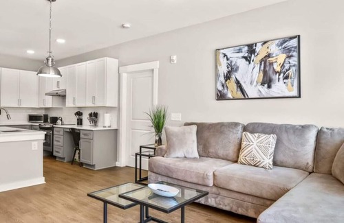 Paw Creek Condo | Reluxme | Gorgeous 2BR Condo in South Charlotte
