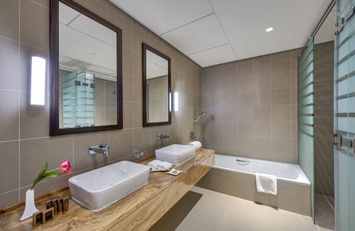 Al Ruwais Hotel | Remal Hotel