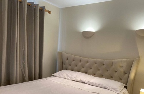 Cheltenham Apartment | Remarkable 2-Bed Apartment in Cheltenham