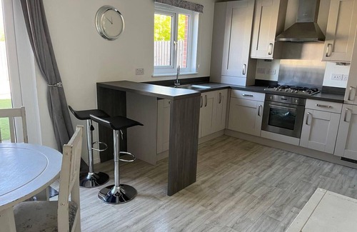 Irby House | Remarkable 3-bed House in Wirral