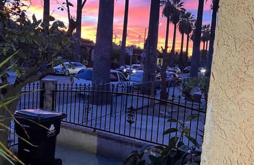 Downtown Los Angeles House | Remodeled 2 bedroom duplex centrally located!