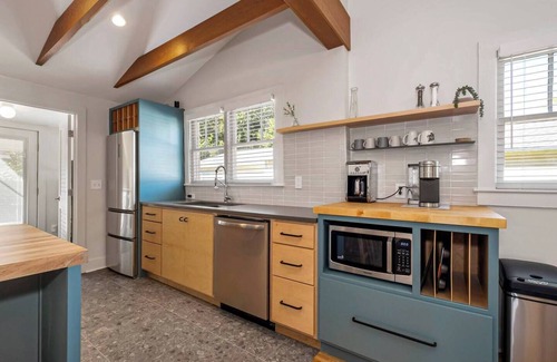 Huntsville House | Remodeled 3 Bed, 2 Bath Home in Heart of Huntsville W/Fenced Yard