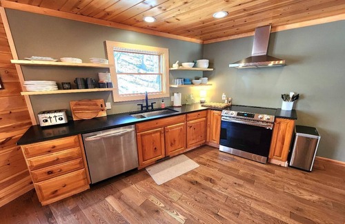 Harbor Springs House | Remodeled 4 bedroom home in Good Hart close to Lake Michigan beaches