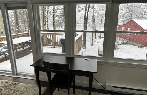 Graniteville Cottage | Remodeled Cottage retreat on the Lake, close to Boston but nestled in the woods