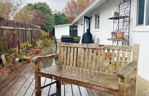 Pacific House | Remodeled Mid-Century Charm, Close To Arcata Plaza