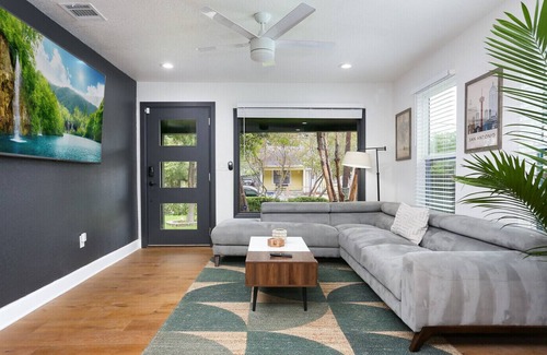 Tobin Hill House | Remodeled Modern Home w/Pool, Hot Tub,Mins to Pearl, Pet Friendly
