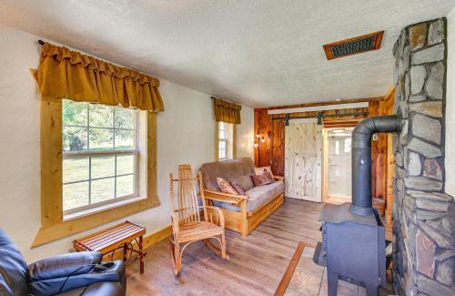 Custer House | Remote Custer Cabin with Fire Pit and Near State Park!