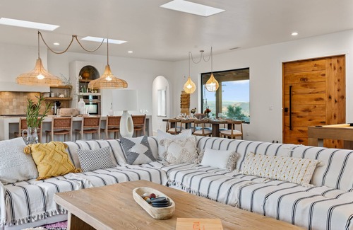 Joshua Tree House | Remote Property with Hot Tub, Views and a fully-fenced backyard pool.