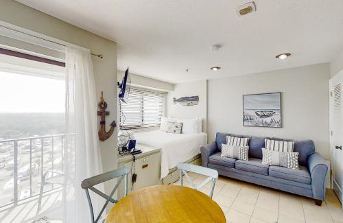 Myrtle Beach Hotel | Renaissance 908