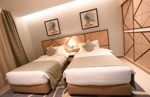 Sari Street Apartment | Renee Suite