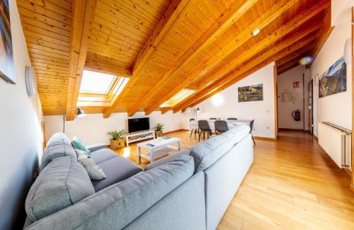 Soria Apartment | RENOVADO - Ático Plaza Herradores, céntrico y con Wifi