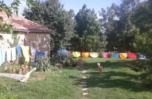 Saint-Mezard Cottage | Renovated 18th-century stone house, animals and nature - 10 to 15 people.