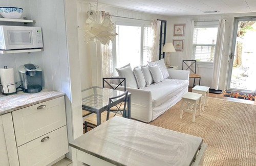 Bass River Cottage | Renovated 1940’s Bass River .5miles to Beaches⛱️ Central AC