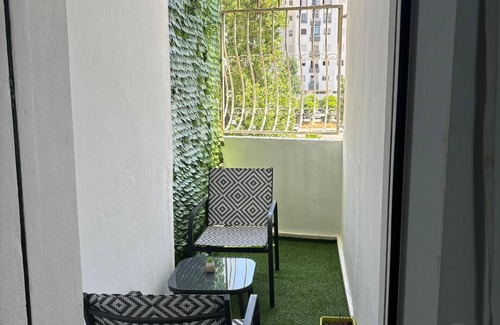 Bni Makada Apartment | Renovated 60m apartment, 2 min from bus station