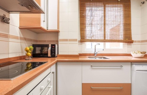 Consolacion Apartment | Renovated apartment in Seville Macarena neighborhood near Miraflores park