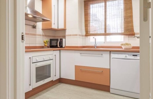 Consolacion Apartment | Renovated apartment in Seville Macarena neighborhood near Miraflores park