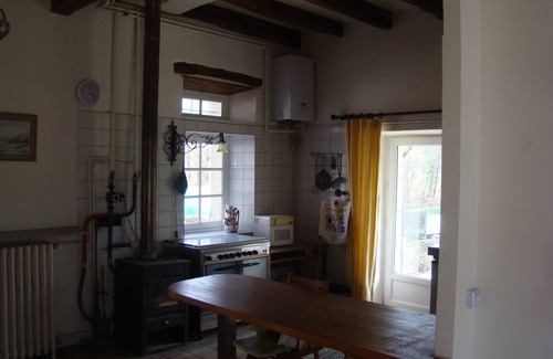 Mareuil en Perigord House | Renovated former stable, on a hill overlooking the countryside, close to the village.