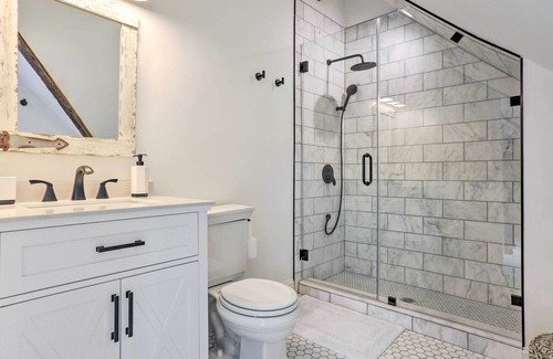 Glen Ridge Cottage | Renovated Glen Ridge Studio - WFH Friendly!