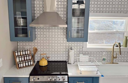 Lanesville Apartment | Renovated Modern Farmhouse Stay