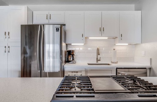 Kaunakakai Condo | Renovated OF W/Lanai and Kitchen - Molokai Shores #332