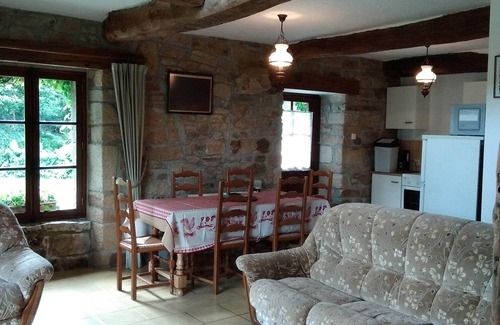 Ploerdut Cottage | Renovated typical Breton farm building . In the peacefull countryside.