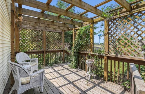 Three Oaks House | Renovated Victorian Home with Private Garden & Fire Pit!