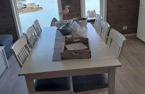 Mosterhamn House | Renovert rorbu