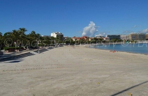 Antibes Old Town Apartment | Rent 2 rooms Furnished Au Coeur Du Vieil Antibes