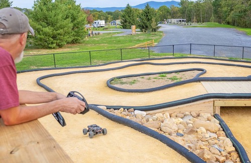 Luray RV Rental | Rent a NEW Airstream RV at Luray RV Resort - Great Amenities - (V225)