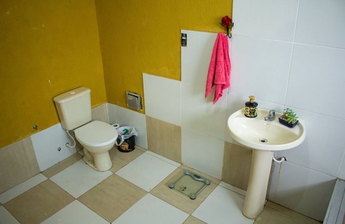 Niteroi House | rent rooms in piratininga