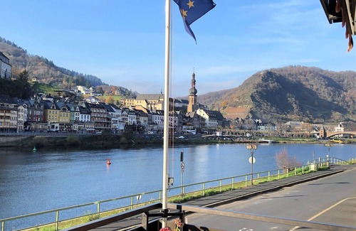 Cochem Apartment | Rental-Nr. 1-Deluxe-Ensuite-Balcony