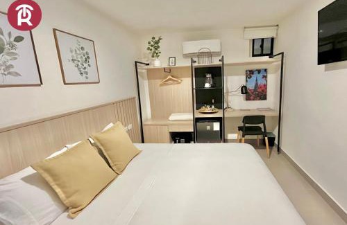 Cali Bed & Breakfast | Reset (Hotel-Cafe-Coworking)