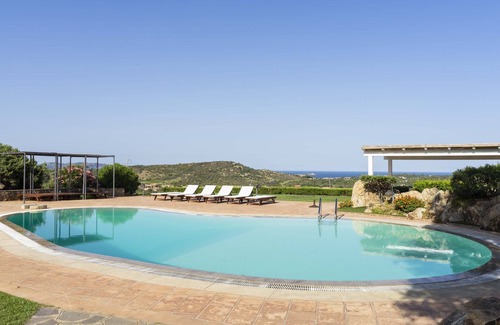 San Teodoro Apartment | Residence Rocca Rosa with swimming pool overlooking the sea, spa, wi fi, air conditioning, bbq