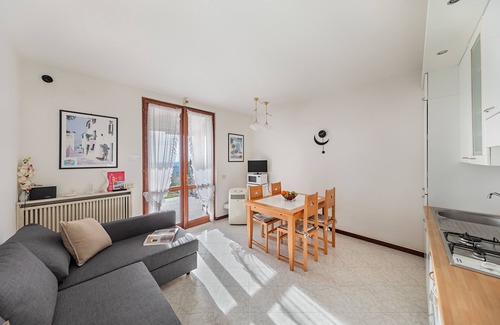 Soiano del Lago Apartment | Residence Giardino 3 by Wonderful Italy