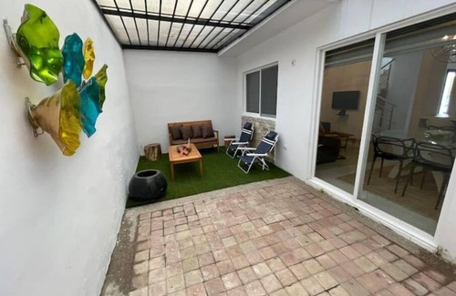 Cerritos House | Residencial Almar beautiful house in front of Pool, near the beach