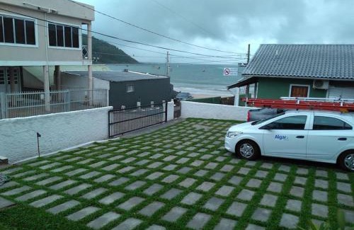 Pantano do Sul Apartment | Residencial Mariano 4 - Vista para praia e Mar