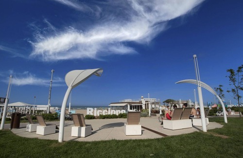Riccione Apartment | Residenza Alma Superior three-room apartment near the sea