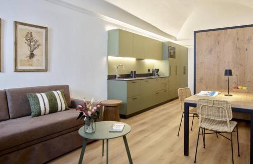 Trento Old Town Apartment | Residenza Manci 44 by Hotel America
